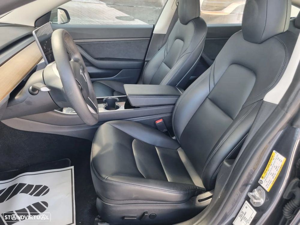 Tesla Model 3 Standard Range Plus RWD - 5