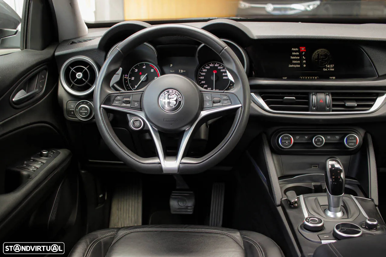 Alfa Romeo Stelvio 2.2 D Super AT8 - 10