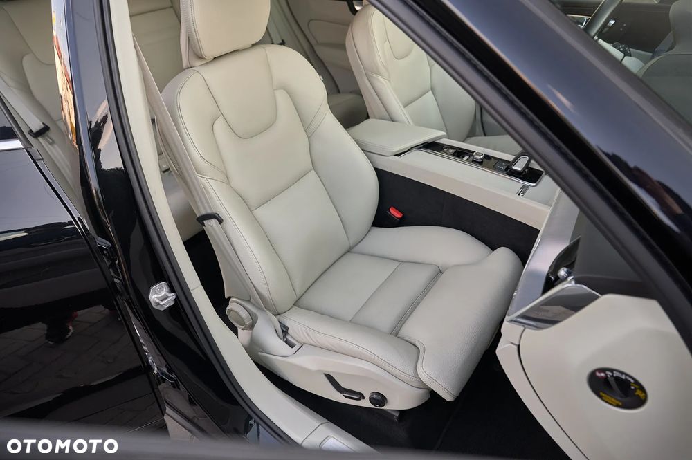 Volvo XC 60 - 29