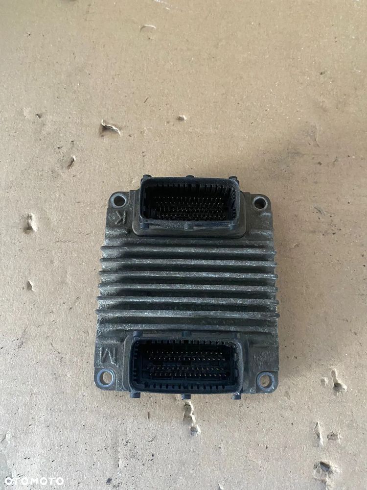 Komputer silnika Opel Astra G 1.6 12249831