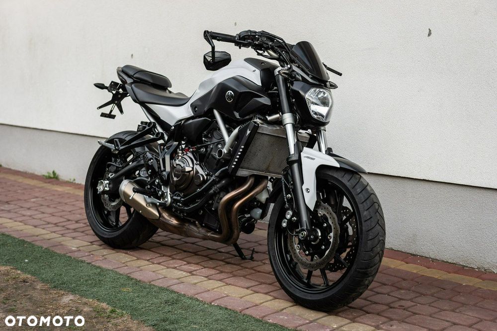 Yamaha MT - 1