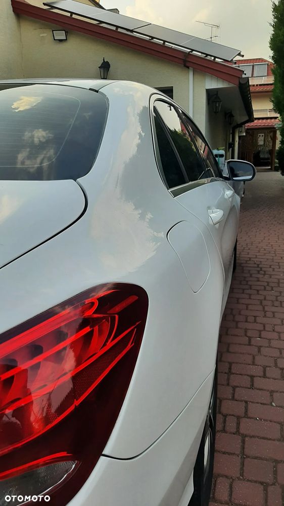 Mercedes-Benz Klasa C 300 7G-TRONIC - 25