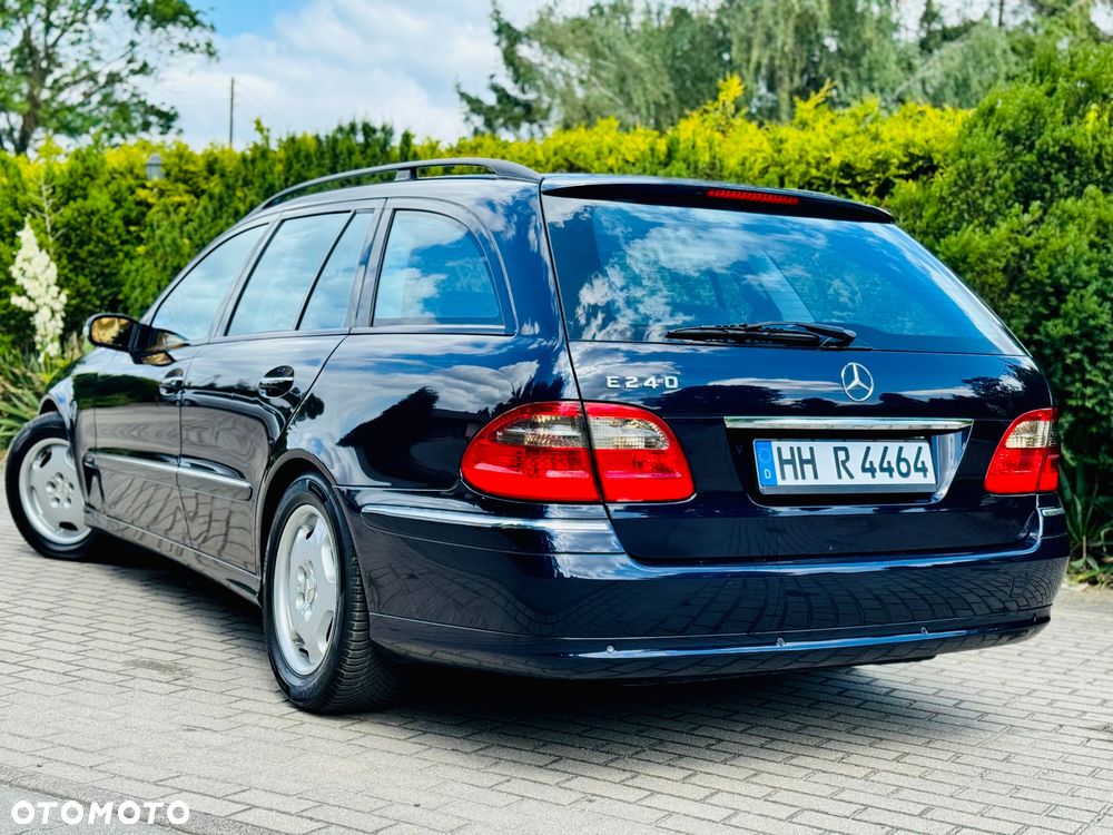 Mercedes-Benz Klasa E 240 4Matic Avantgarde - 5