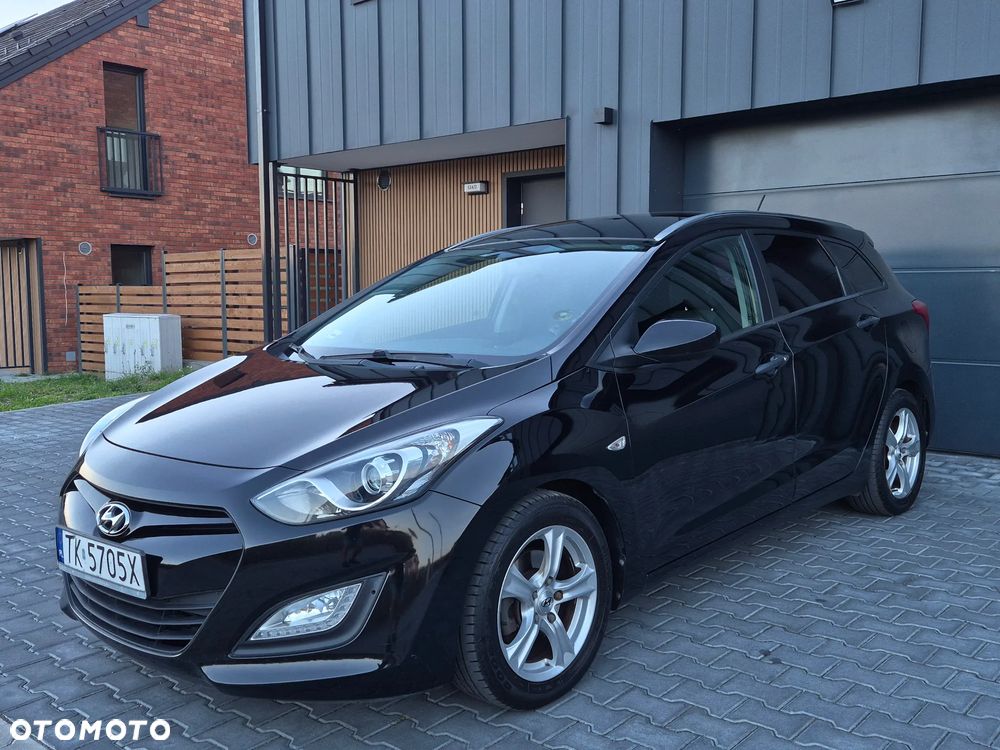 Hyundai i30 1.4 Premium - 16