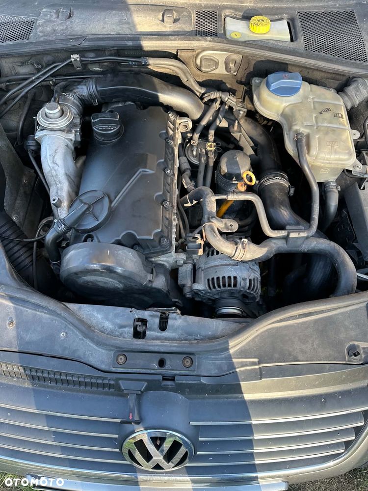Volkswagen Passat - 5