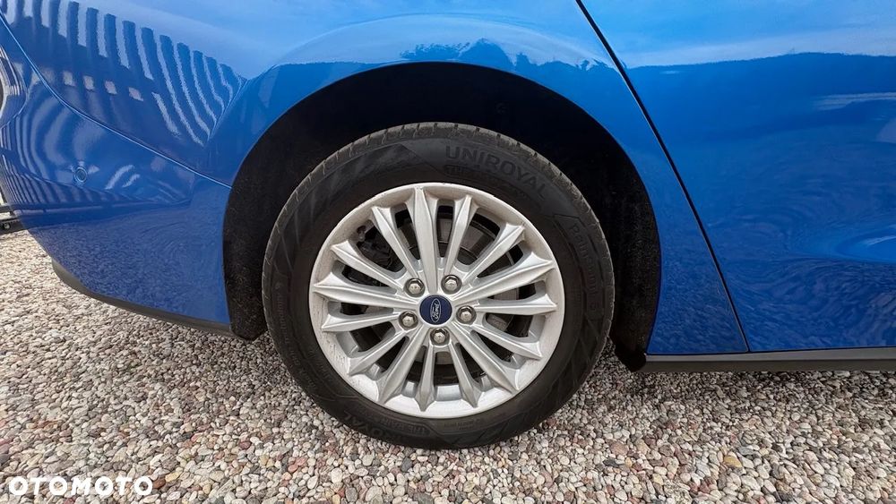 Ford Focus 1.0 EcoBoost Titanium - 5