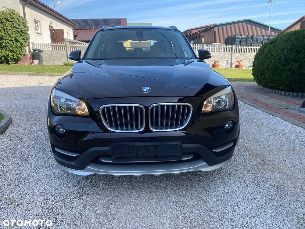 BMW X1 sDrive18d xLine - 36