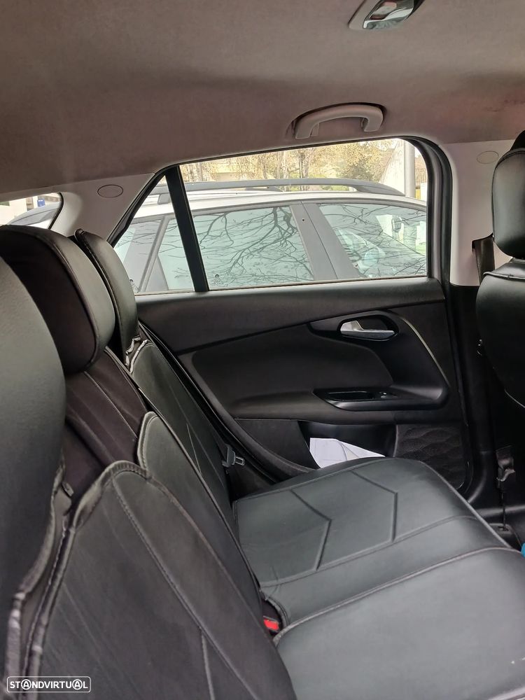 Fiat Tipo Station Wagon 1.3 M-Jet Lounge - 8