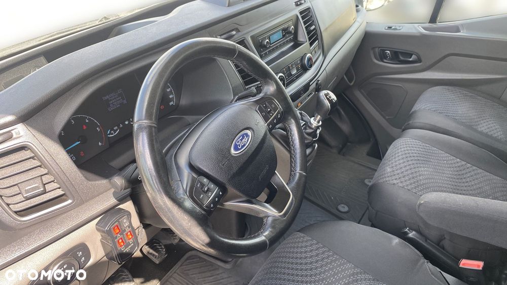 Ford Transit - 10