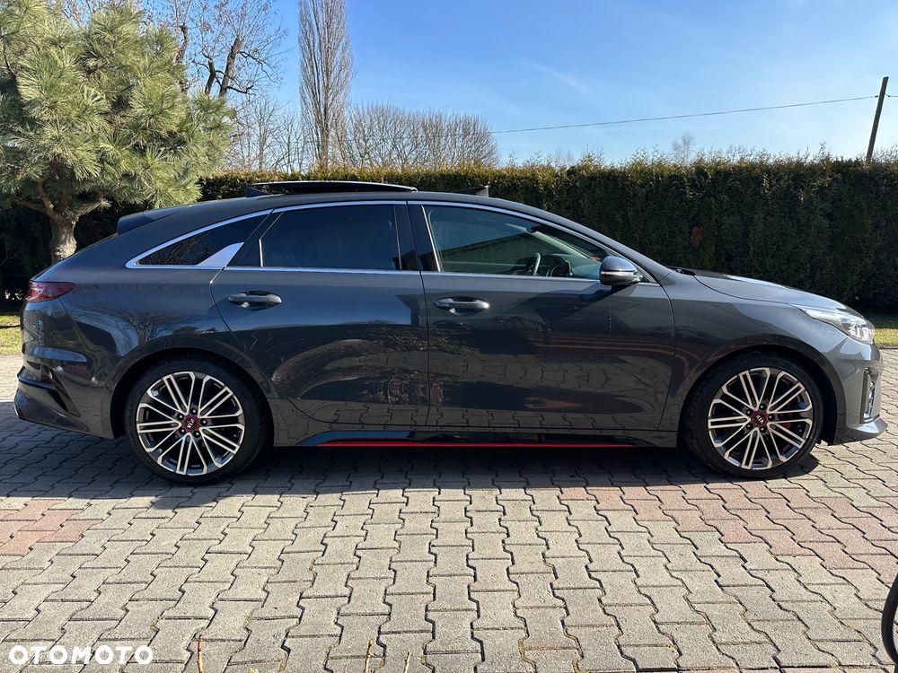 Kia ProCeed 1.6 T-GDI GT - 9