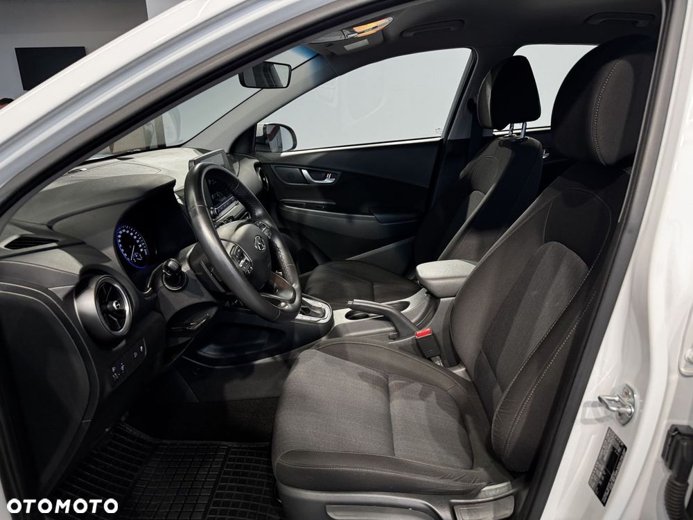 Hyundai Kona - 13