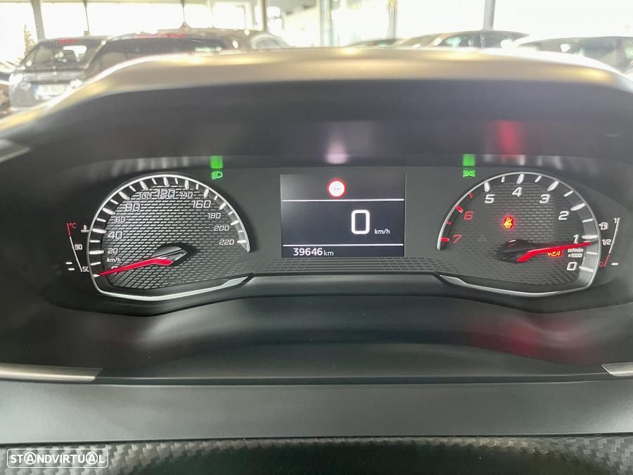 Peugeot 2008 1.2 PureTech Active Pack - 13