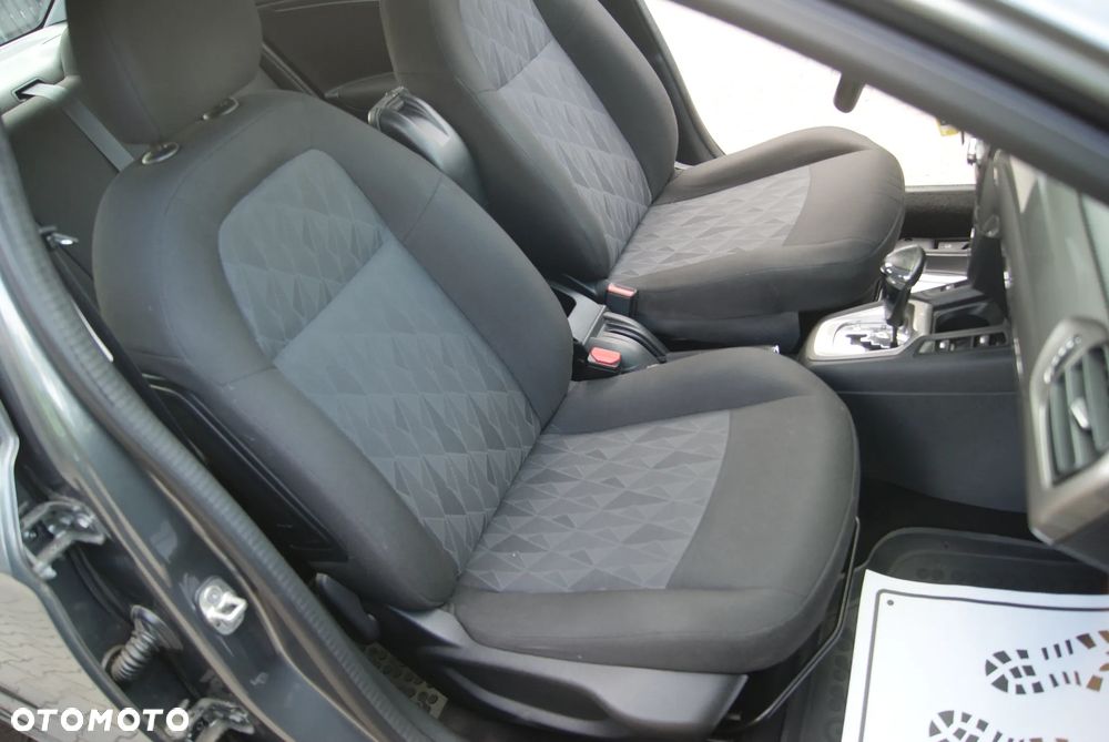 Citroën C-Elysée 1.6 VTi MoreLife EAT6 - 20