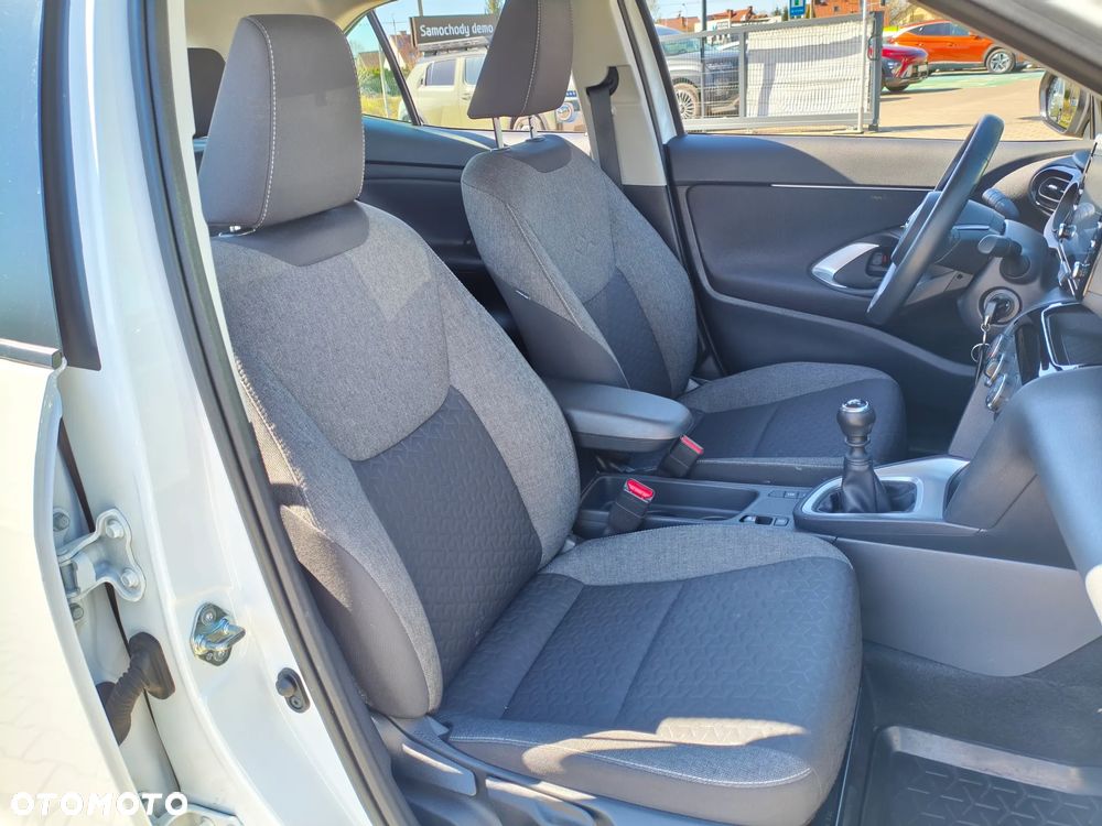 Toyota Yaris 1.5 Active - 17