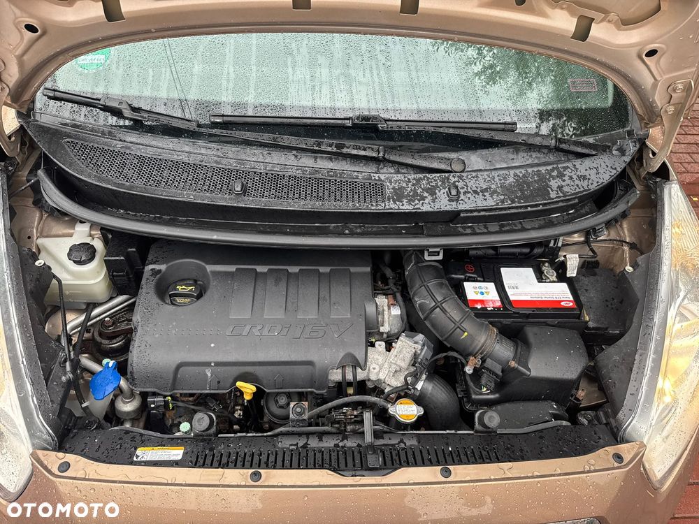 Kia Venga - 23