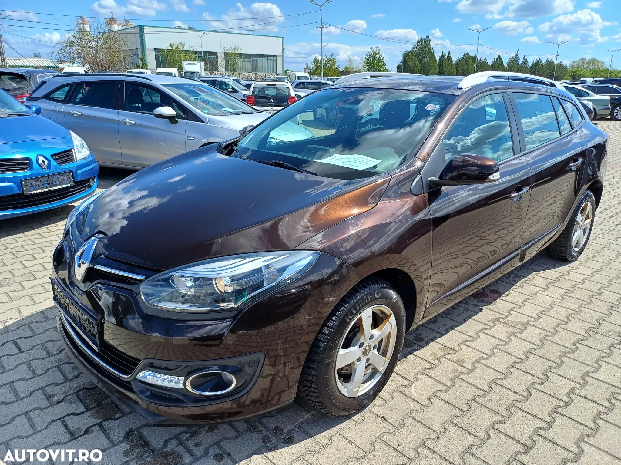 Renault Megane Grandtour ENERGY TCe 130 BOSE EDITION - 1