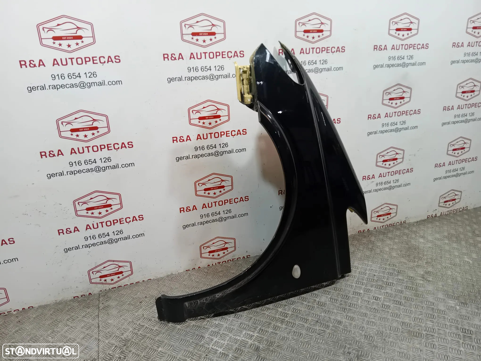 Guarda Lamas Esquerdo Mercedes Vito Viano W639 Original - 4