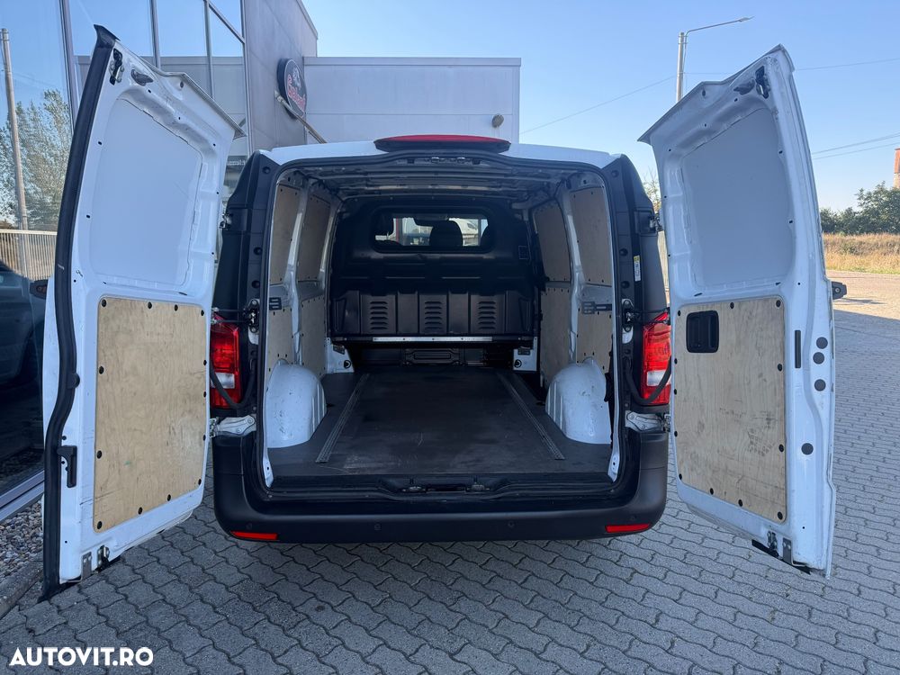 Mercedes-Benz Vito - 30