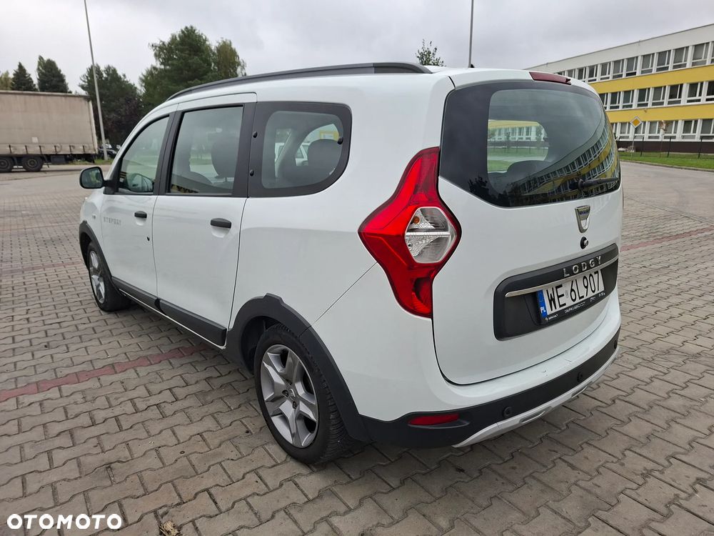 Dacia Lodgy 1.5 Blue dCi Stepway S&S - 4
