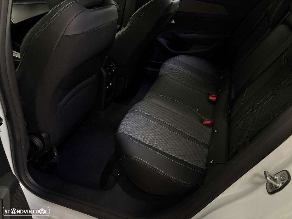 Peugeot 408 HYBRID 136 e-DSC6 Allure - 14