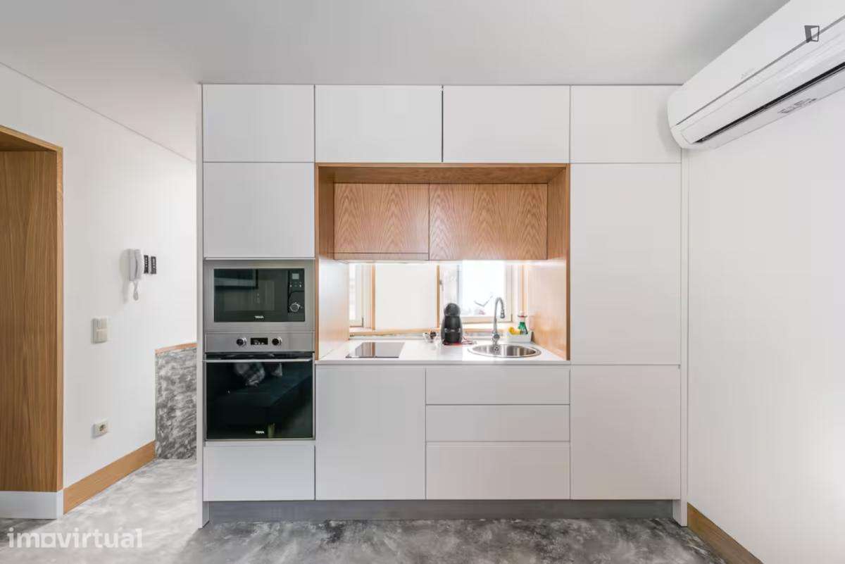 Apartamento com 1 quartos - localizado em Porto - Grande imagem: 4/12