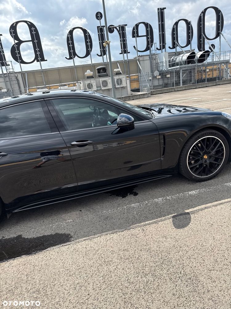 Porsche Panamera 4 - 18