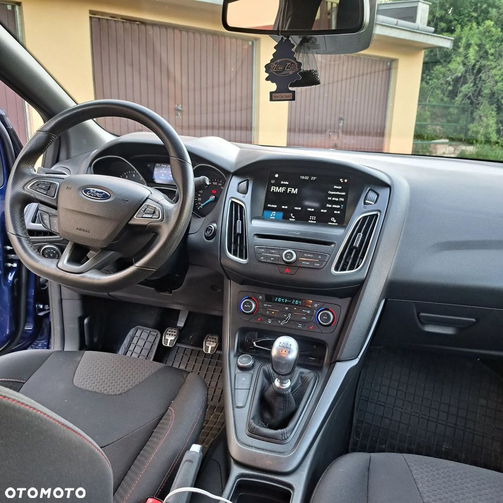 Ford Focus 1.5 EcoBoost ST-Line Black ASS - 19