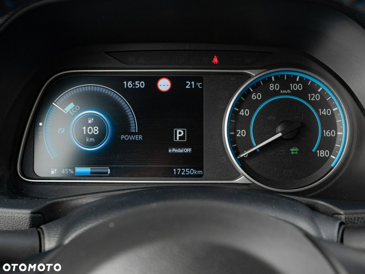 Nissan Leaf - 16
