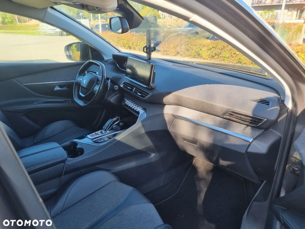 Peugeot 5008 1.2 PureTech Allure Pack S&S EAT8 - 20