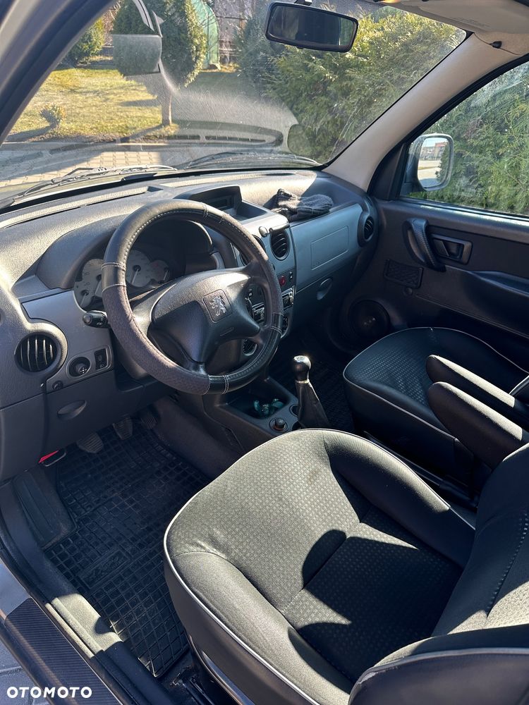 Peugeot Partner - 11