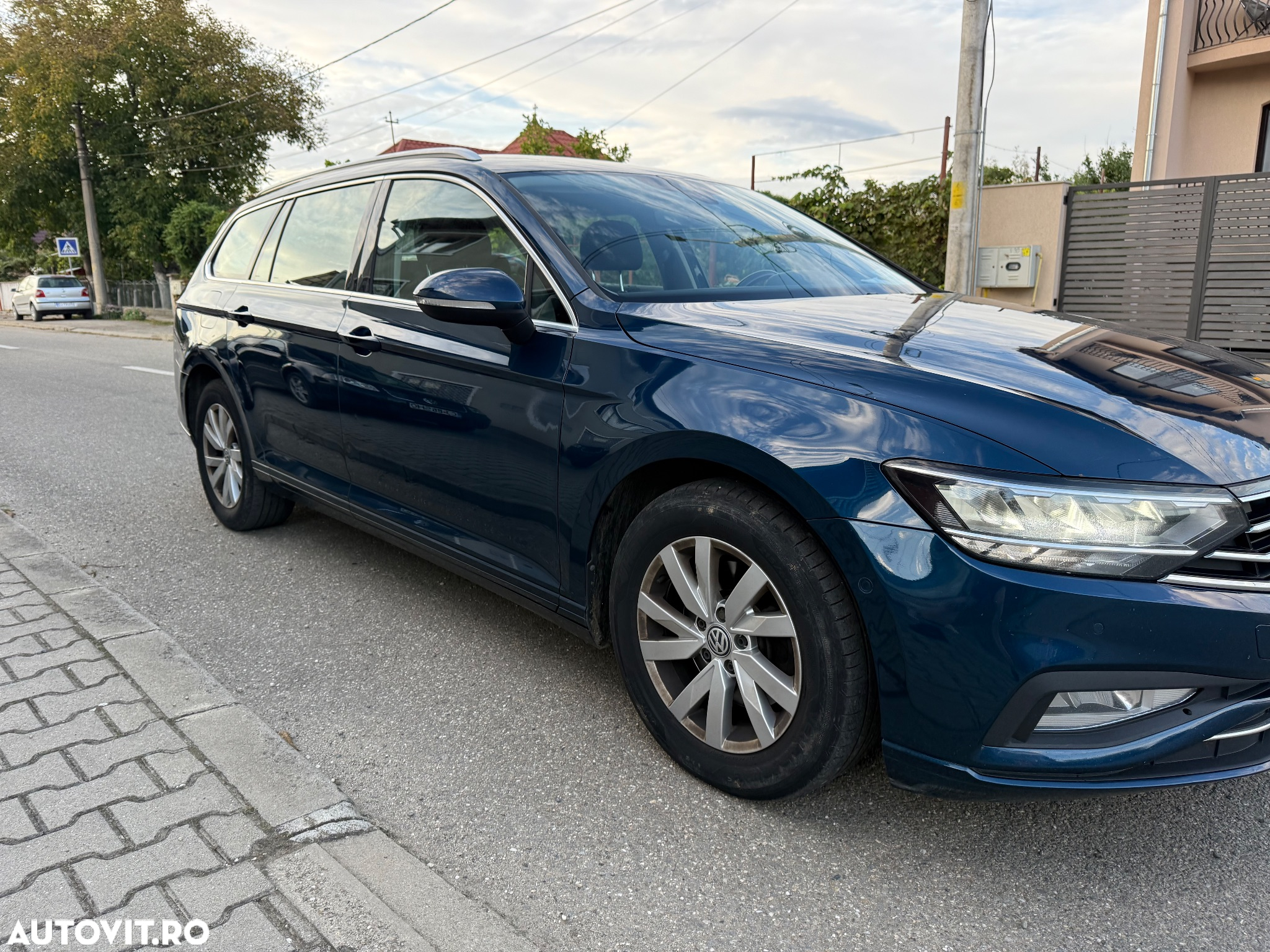 Volkswagen Passat Variant 2.0 TDI SCR DSG - 6