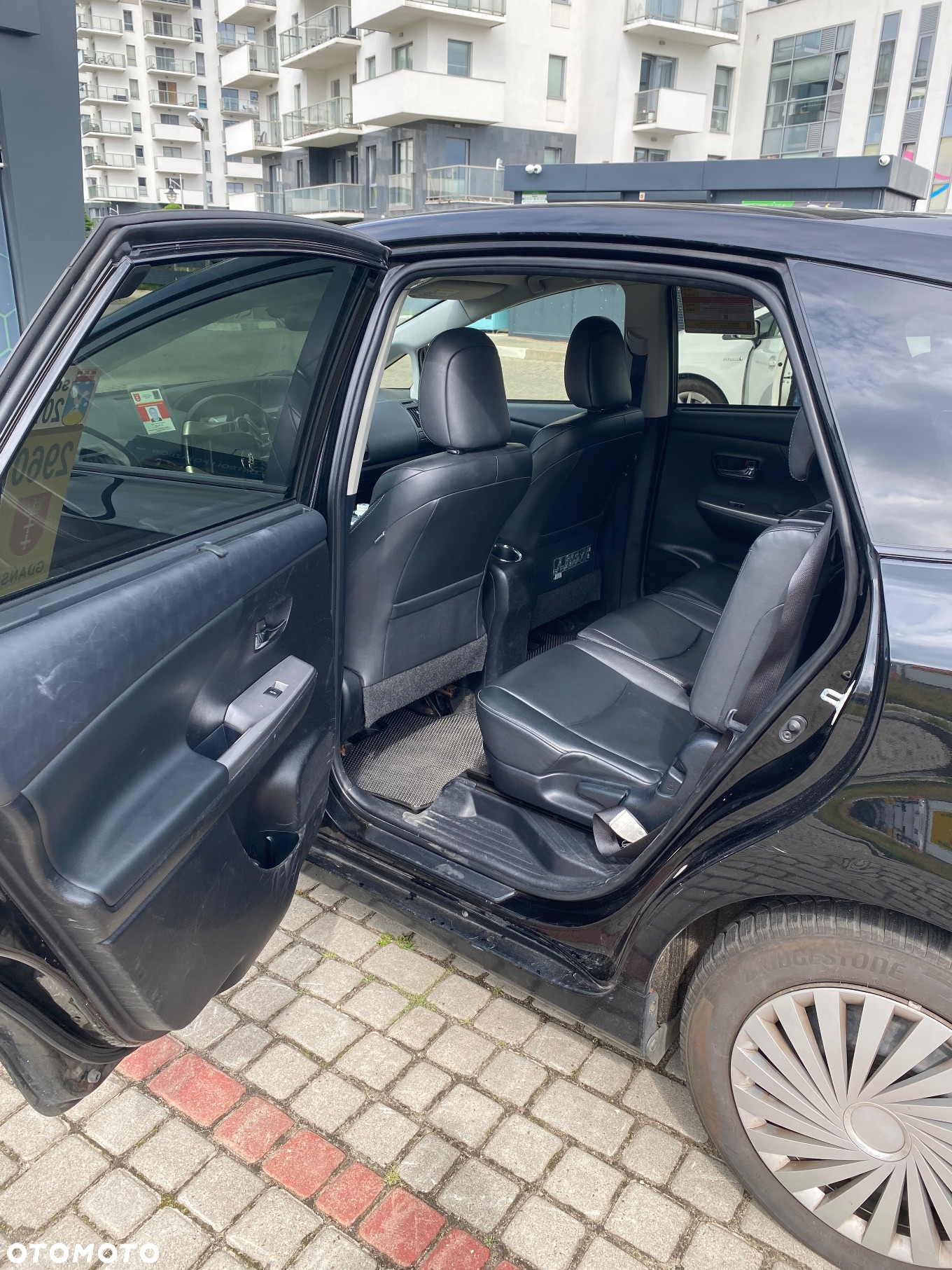 Toyota Prius+ (Hybrid) Comfort - 5