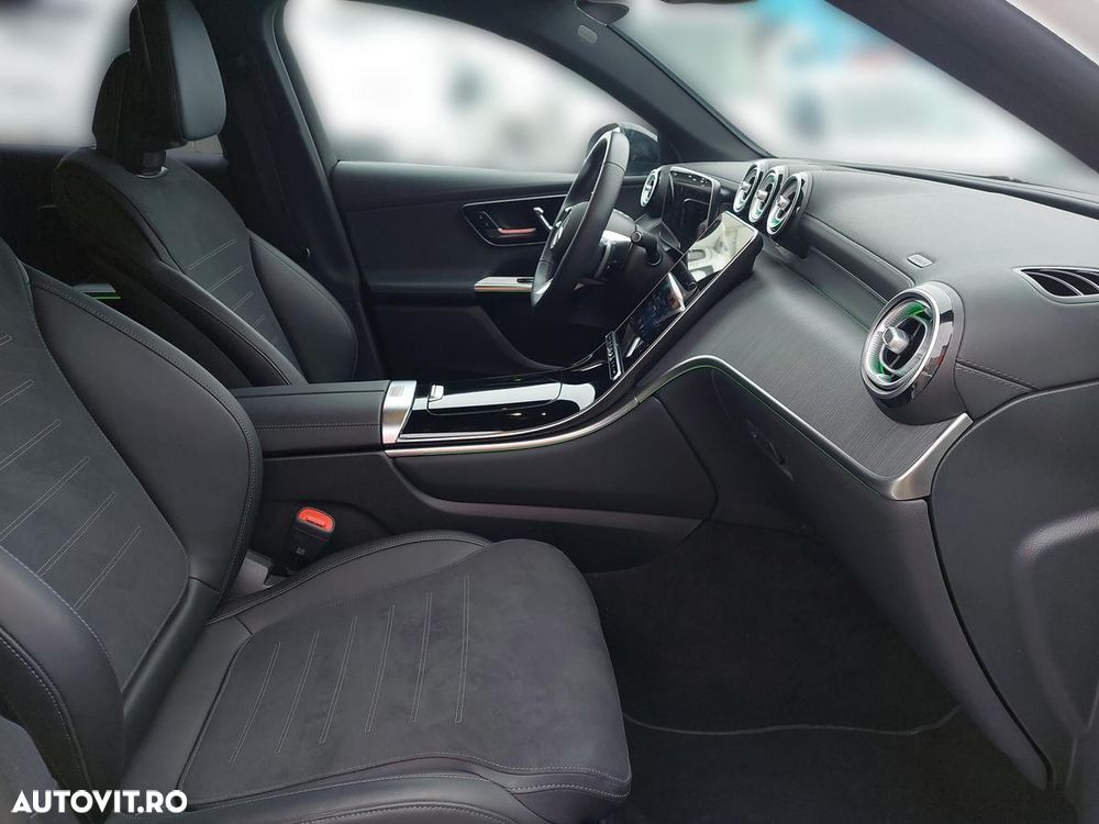 Mercedes-Benz GLC Coupe 300 e 4Matic 9G-TRONIC AMG Line Advanced - 12