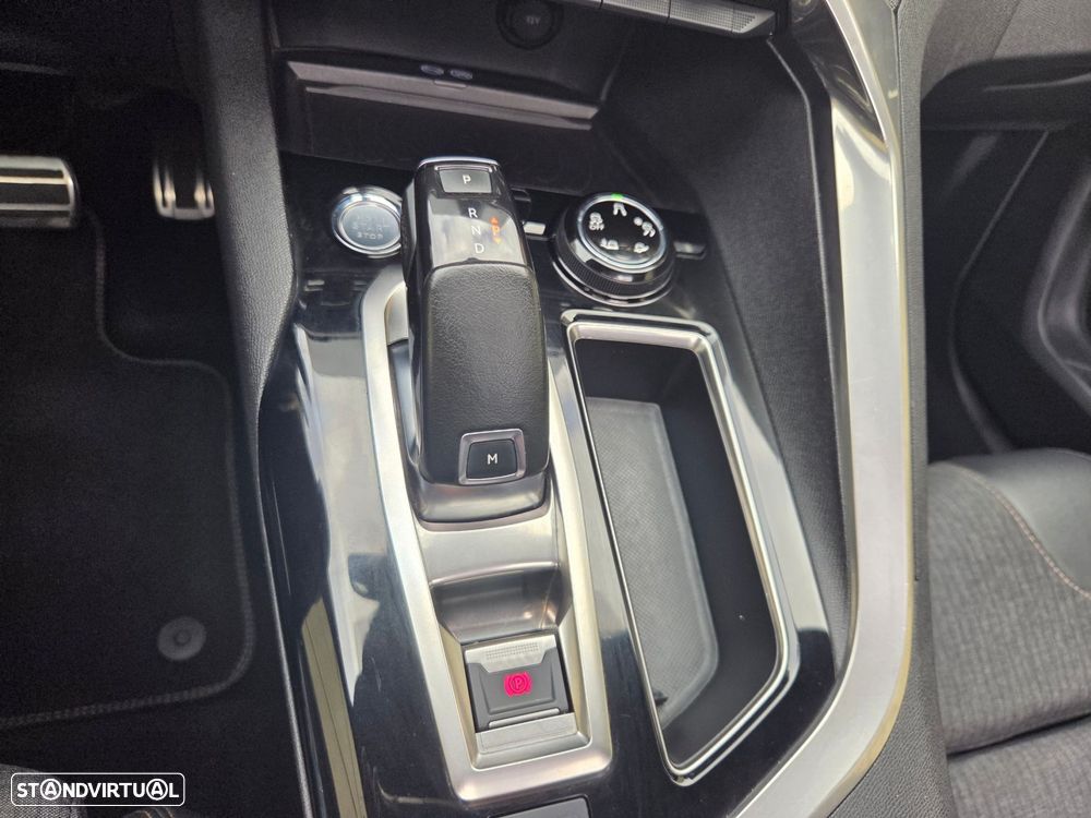 Peugeot 3008 1.5 BlueHDi GT Line EAT8 - 38