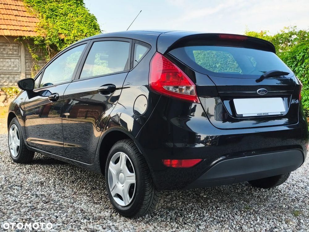 Ford Fiesta 1.25 Champions Edition - 10