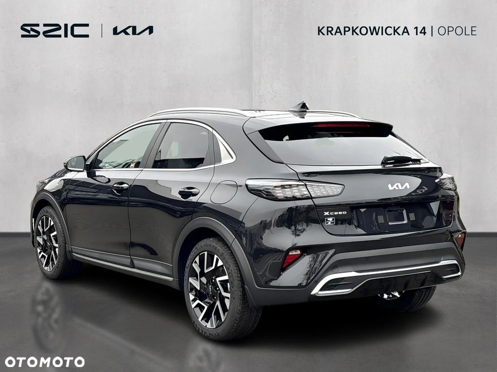 Kia XCeed 1.6 T-GDI Tribute DCT - 4