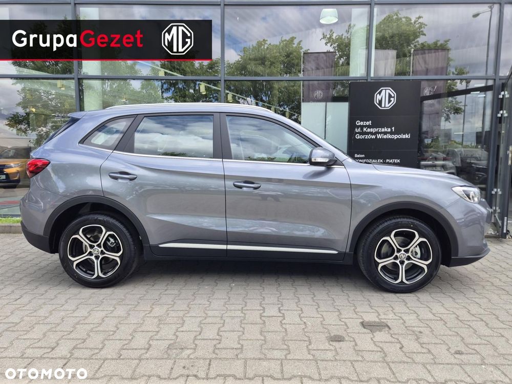 MG ZS - 6