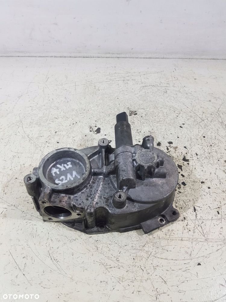 obudowa pompy vacum wariatora 06f103530e vw golf v audi a3 2.0 fsi axw - 2