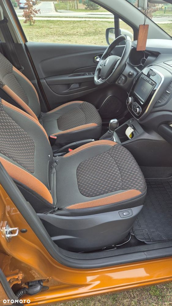 Renault Captur ENERGY TCe 120 EDC LIMITED - 10