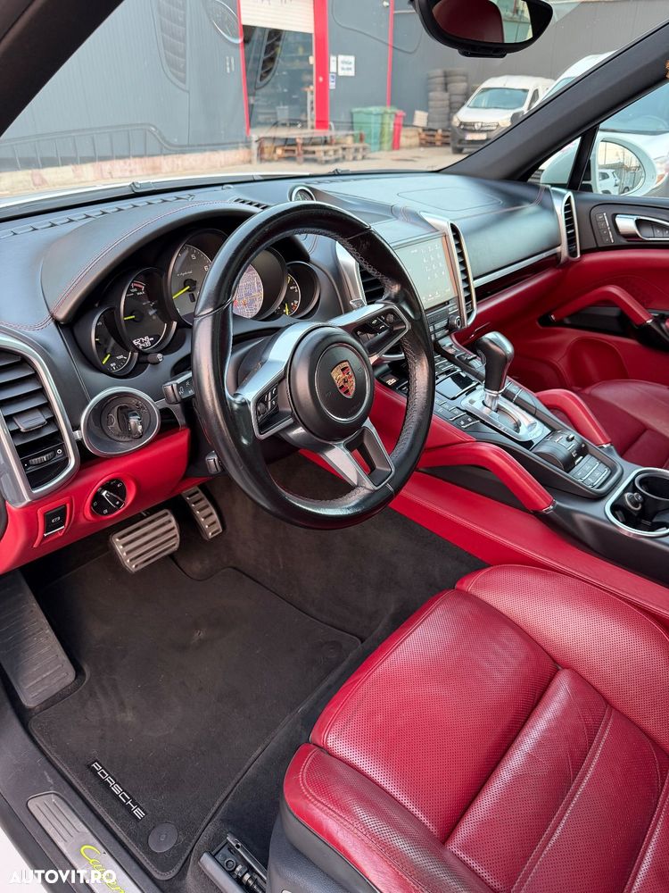 Porsche Cayenne S E-Hybrid Platinum Edition - 14