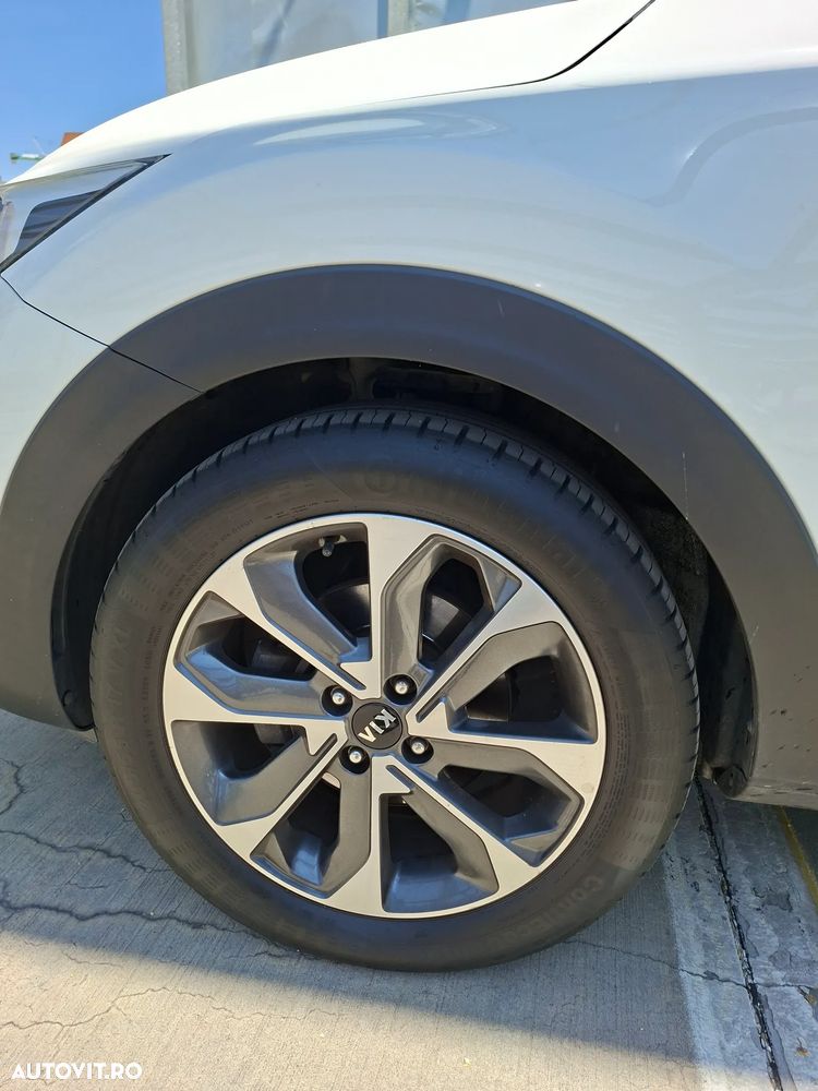 Kia Stonic 1.6 DSL HP Urban - 5