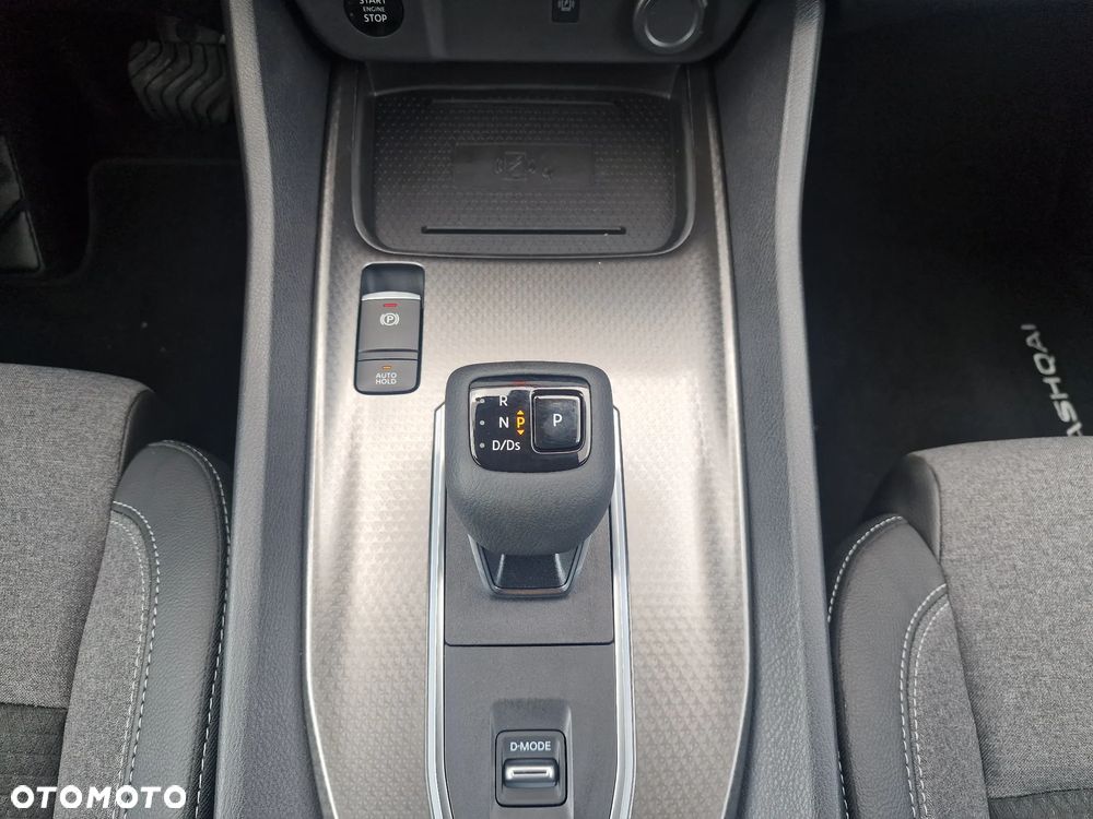 Nissan Qashqai 1.3 DIG-T mHEV N-Connecta Xtronic - 13
