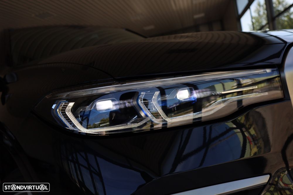 BMW X7 M50d - 6