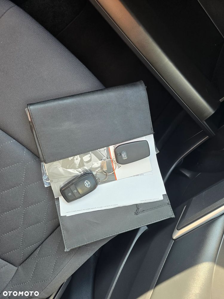 Toyota Corolla Cross 2.0 Hybrid Comfort - 23