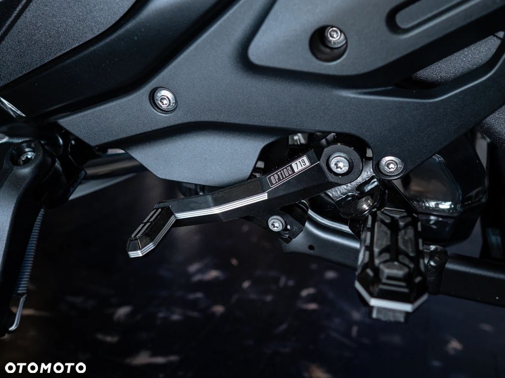 BMW R - 18
