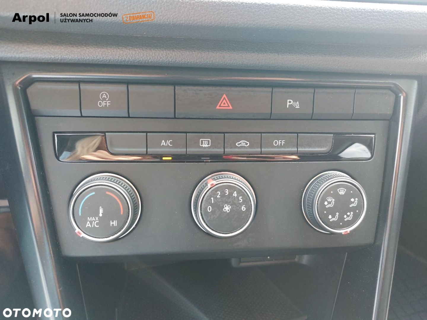 Volkswagen T-Roc 1.0 TSI Life - 24