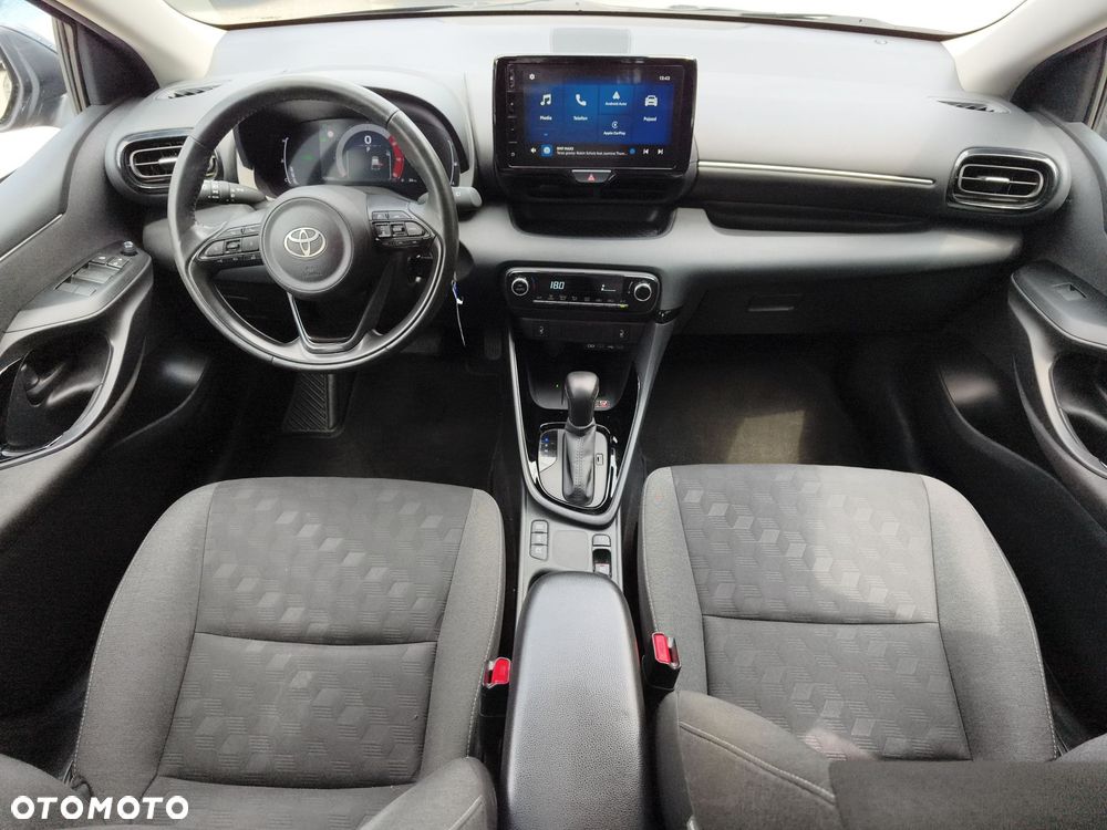 Toyota Yaris Hybrid 1.5 Style - 12