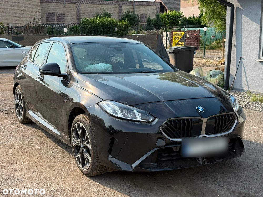 BMW Seria 1 120 mHEV - 1