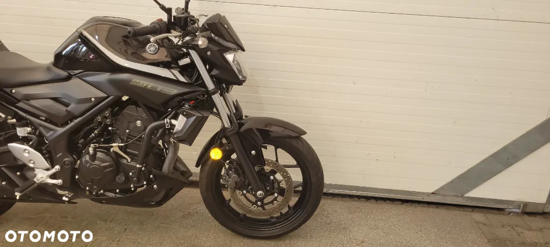 Yamaha MT - 16