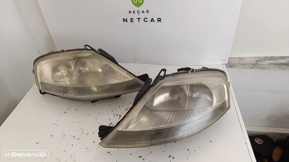 Farol óptica Citroen C3 2004 - 2